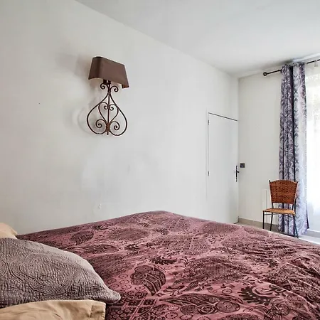 Apartment Maison Marais